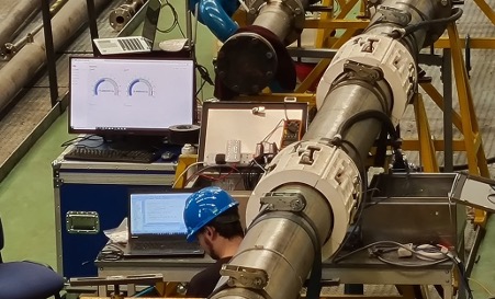 plastic moulded limpet designed for easy maintenance of pipeline